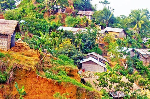 পাহাড়ে অবৈধ স্থাপনা উচ্ছেদের নির্দেশ