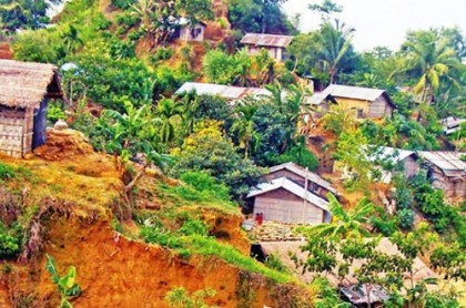 পাহাড়ে অবৈধ স্থাপনা উচ্ছেদের নির্দেশ