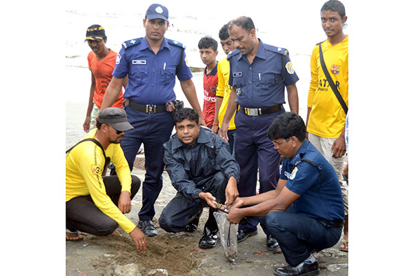কুয়াকাটা সৈকত থেকে ৩১ রাউন্ড গুলি উদ্ধার