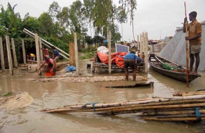 বগুড়ায় ৫ শতাধিক পরিবার গৃহহীন