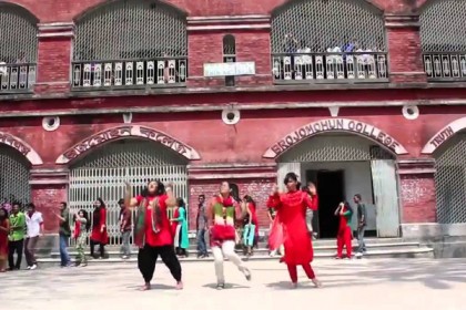 পেয়ারা নিয়ে ছাত্রী নিবাসে ছাত্রলীগের সংঘর্ষ, আহত ৯