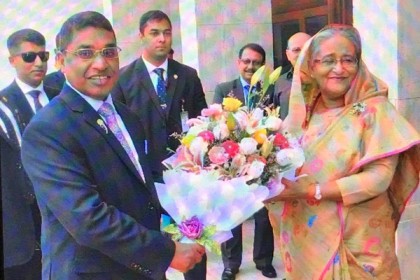 'নিরাপত্তার কারণে আমাকে জনবিচ্ছিন্ন করবেন না'