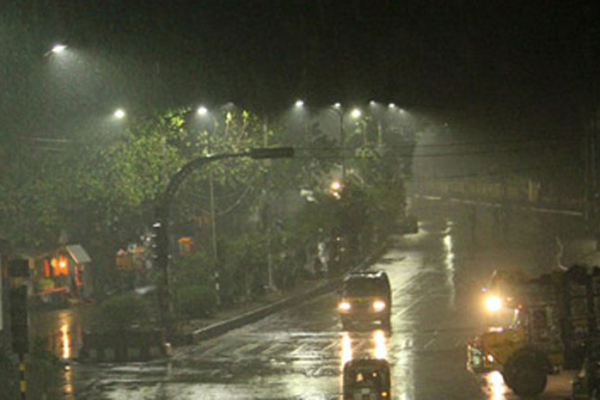 রাজধানীতে স্বস্তির বৃষ্টি