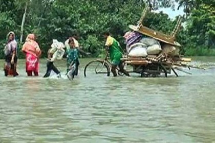 সিরাজগঞ্জে নদী ভাঙ্গন ও বন্যায় ক্ষতিগ্রস্তদের দুর্বিষহ জীবন
