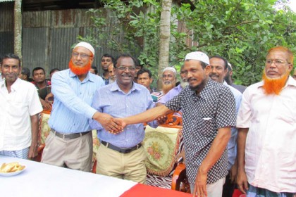 ফরিদপুরে ৫ শতাধিক বিএনপি নেতা-কর্মীর আওয়ামী লীগে যোগদান