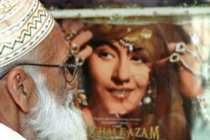 পাকিস্তানিদের সুখ ভারতের টিভি শো-তে!