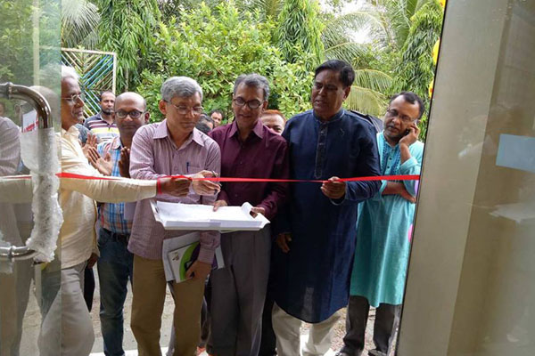 
কলাপাড়ায় পাট পণ্য প্রদর্শনী ও বিক্রয় কেন্দ্রের উদ্বোধন