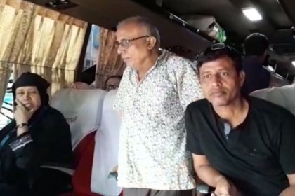 কলকাতা থেকে ঢাকাগামী বাসের সেবা নিয়ে যাত্রীদের ক্ষোভ