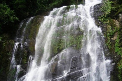 হিমছড়িতে গোসল করার সময় পাহাড় ধসে ঢাবি শিক্ষার্থীর মৃত্যু
