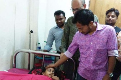 মুক্তামনিকে দেখতে হাসপাতালে মুশফিক