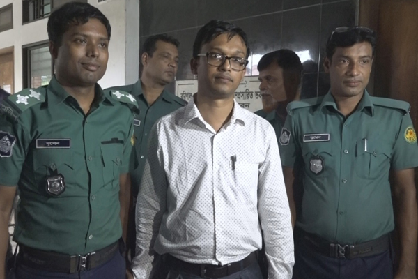 সেই ইউএনও'র বিরুদ্ধে মামলা প্রত্যাহারের আবেদন গ্রহণ