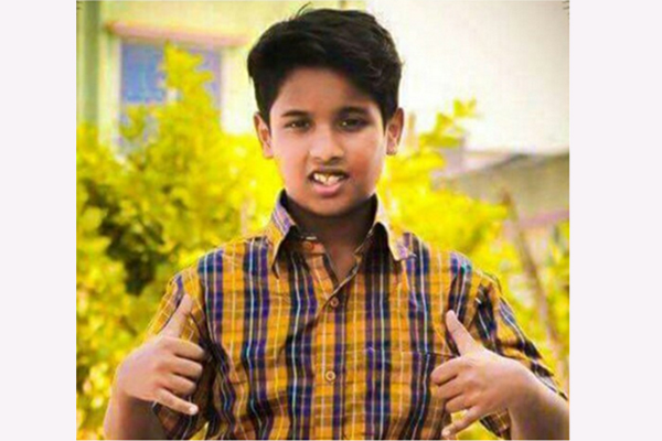 এবার প্লেব্যাক করল সেই আপন 