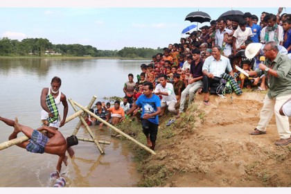 ময়মনসিংহের হালুয়াঘাটে 'কৃষকের ঈদ আনন্দ'