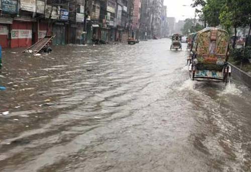 ব্যাংকপাড়া পানির নিচে