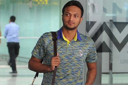সিপিএল খেলতে আজ ঢাকা ছাড়ছেন সাকিব