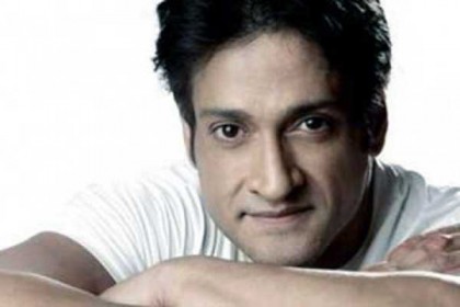 চলে গেলেন বলিউড অভিনেতা ইন্দ্র কুমার