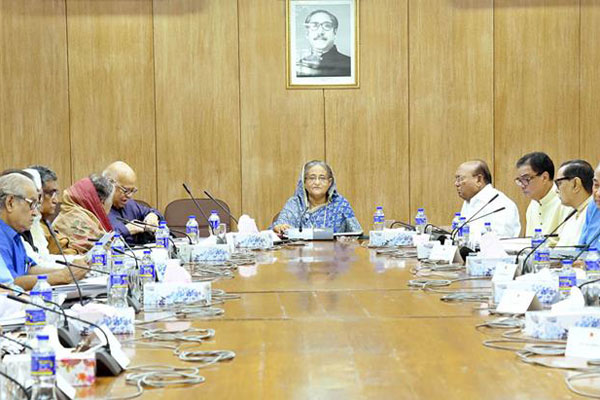 তিন বাহিনীর প্রধানদের মেয়াদ ৪ বছর হচ্ছে