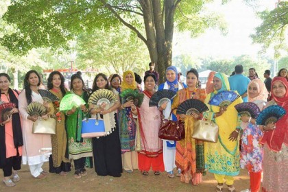 আড্ডা-গানে ভার্জিনিয়ার পার্কে প্রবাসীদের মিলনমেলা