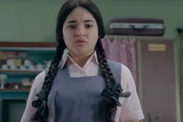‘সিক্রেট সুপারস্টার’-পোস্টারের প্রথম লুক প্রকাশ করলেন আমির 