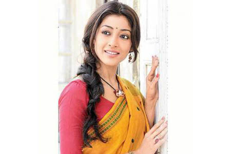পুরুষের মন জয় করার সহজ রেসিপি জানালেন পাওলি দাম