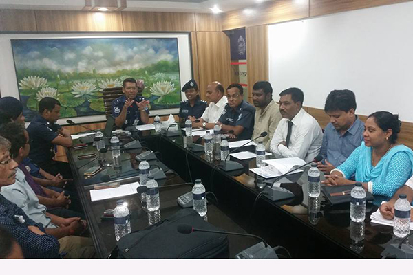'সাংবাদিকদের উপর হামলাকারীদের কঠোর শাস্তি পেতে হবে'
