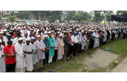 সাবেক মন্ত্রী হারুণার রশিদ খান মুন্নুর  দাফন সম্পন্ন