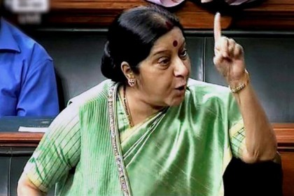 ভারত চীনের সঙ্গে যুদ্ধ চায় না: সুষমা স্বরাজ