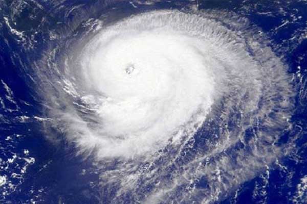 জাপানের দিকে ধেয়ে আসছে টাইফুন নোরু