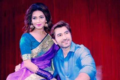 নুসরাত ফারিয়া-জিতের হ্যাটট্রিক