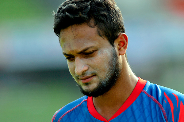 ব্যাটিংয়ে হতাশ করলেন সাকিব
