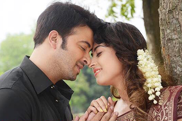 চিটাগাইঙ্গা পোয়া শাকিব, নোয়াখাইল্যা মাইয়্যা বুবলী