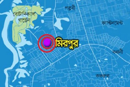 দাবি না মানলে রাস্তা থেকে না সরার ঘোষণা শ্রমিকদের
