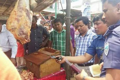 দিনাজপুরে মরা গরুর মাংস বিক্রির অভিযোগে ২ জনের কারাদণ্ড