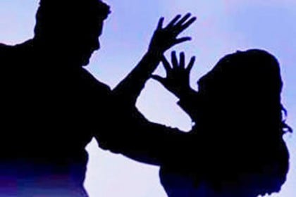 বাড়তি নম্বরের কথা বলে যৌন সম্পর্কে বাধ্য করতেন এই শিক্ষক