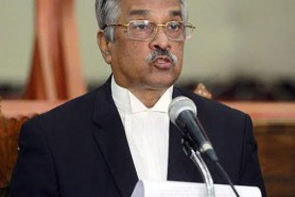 'বিচারপতি খায়রুল হক ৫ম ও ১৩তম সংশোধনীর রায়কে বিতর্কিত করেছেন'