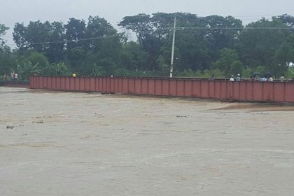 হবিগঞ্জে খোয়াই নদীর পানি বিপদসীমার ওপরে