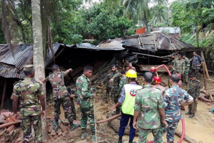পুনর্বাসন হয়নি ক্ষতিগ্রস্তদের; কাটেনি পাহাড় ধসের শঙ্কা