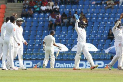 ভাল শুরুর পরেও ক্যান্ডি টেস্টে বিপাকে ভারত