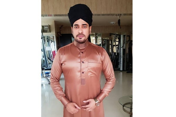 তাবলীগে যোগ দিতে নারায়ণগঞ্জ যাচ্ছেন অনন্ত জলিল
