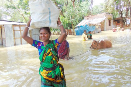 নওগাঁয় বন্যা পরিস্থিতির অবনতি, প্লাবিত হচ্ছে নতুন নতুন এলাকা