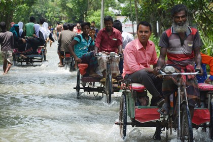 জয়পুরহাটে পানি বৃদ্ধি অব্যাহত 