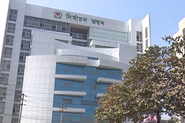 গণমাধ্যম প্রতিনিধিদের সঙ্গে দ্বিতীয় দিনের সংলাপে ইসি