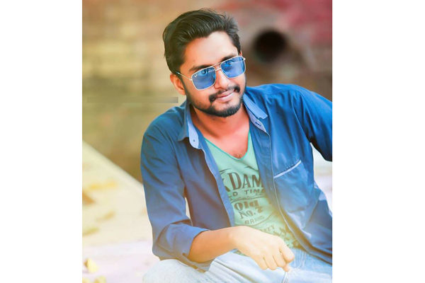 চলচ্চিত্র শিল্পকে 'গুড বাই' জানালেন আলোচিত নির্মাতা রনী