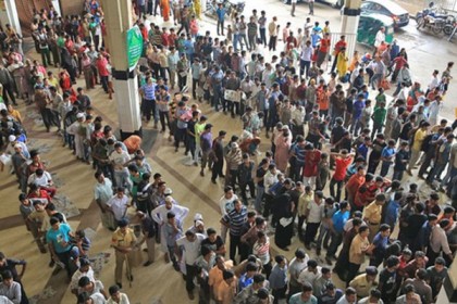 আজ থেকে ট্রেনের অগ্রিম টিকিট বিক্রি শুরু