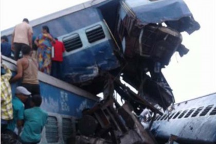 উত্তরপ্রদেশে ট্রেনের বগি লাইনচ্যুত, নিহত ২৩