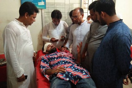 লক্ষ্মীপুরে স্বেচ্ছাসেবক দলের দু’পক্ষের সংঘর্ষ, আহত ৩