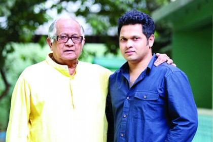 বাবার জন্য দেশবাসীর কাছে দোয়া চেয়েছেন সম্রাট