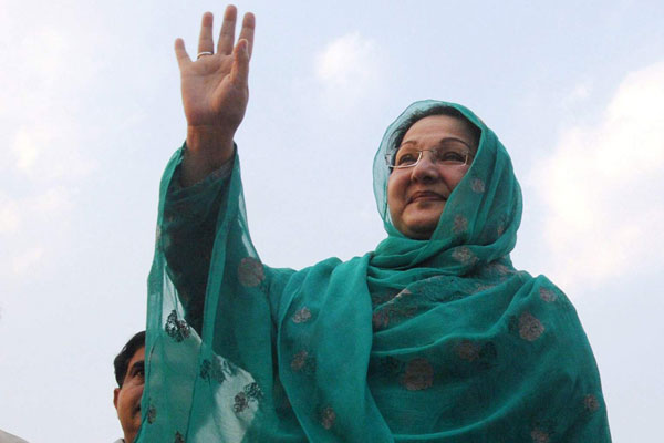 কুলসুম নওয়াজের প্রার্থীতা বৈধ