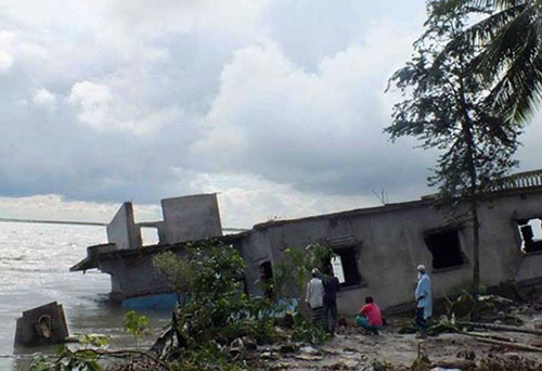 'গঙ্গা যমুনা পদ্মার ভাঙনে বিলীন এক লাখ ৫৮ হাজার ৮২০ হেক্টর জমি'