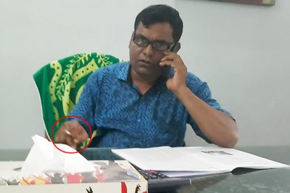 ঠাকুরগাঁওয়ে ঘুষ ছাড়া প্রকল্প বাস্তবায়ন করেন না পিআইও!